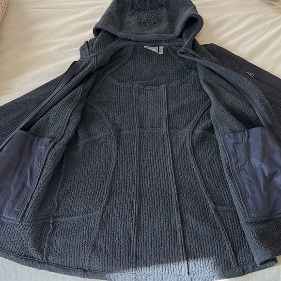 Womens Gray ahleta zip up jacket with hood - Picture 6 of 11